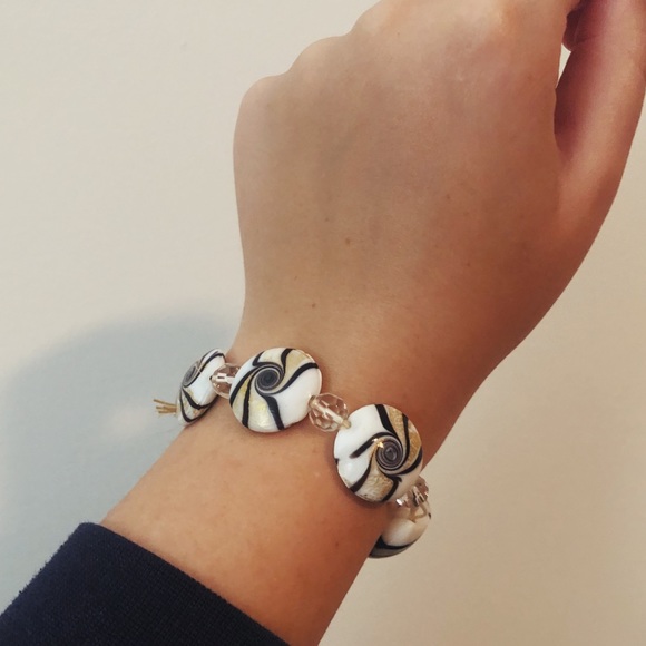 ⁺ ﾟ* Glass Seashell Bracelet * • ﾟ - Picture 3 of 6